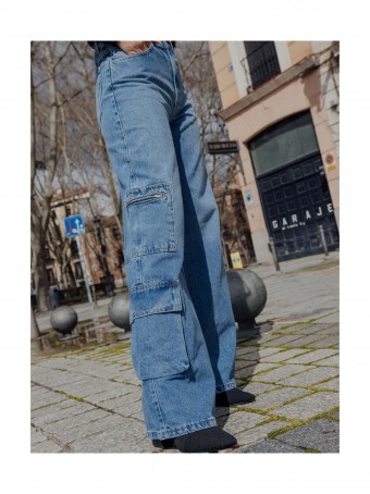 CALÇA JEANS BOLSOS CARGO
